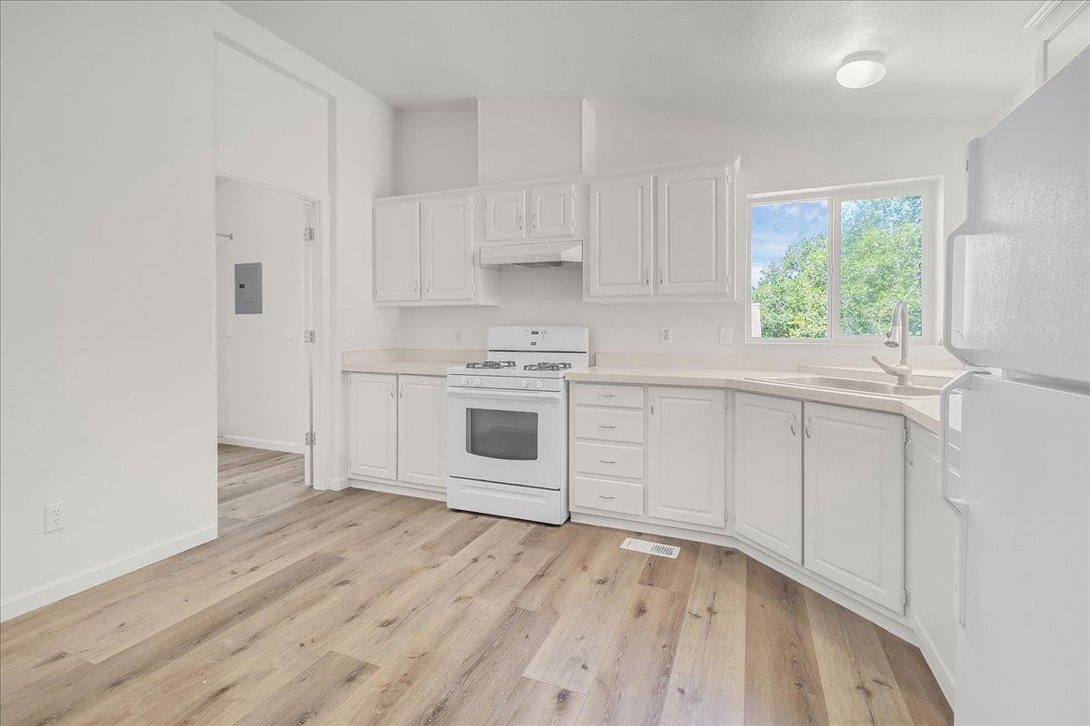 Detail Gallery Image 33 of 46 For 2901 Rea Ct, Aromas,  CA 95004 - 2 Beds | 2 Baths