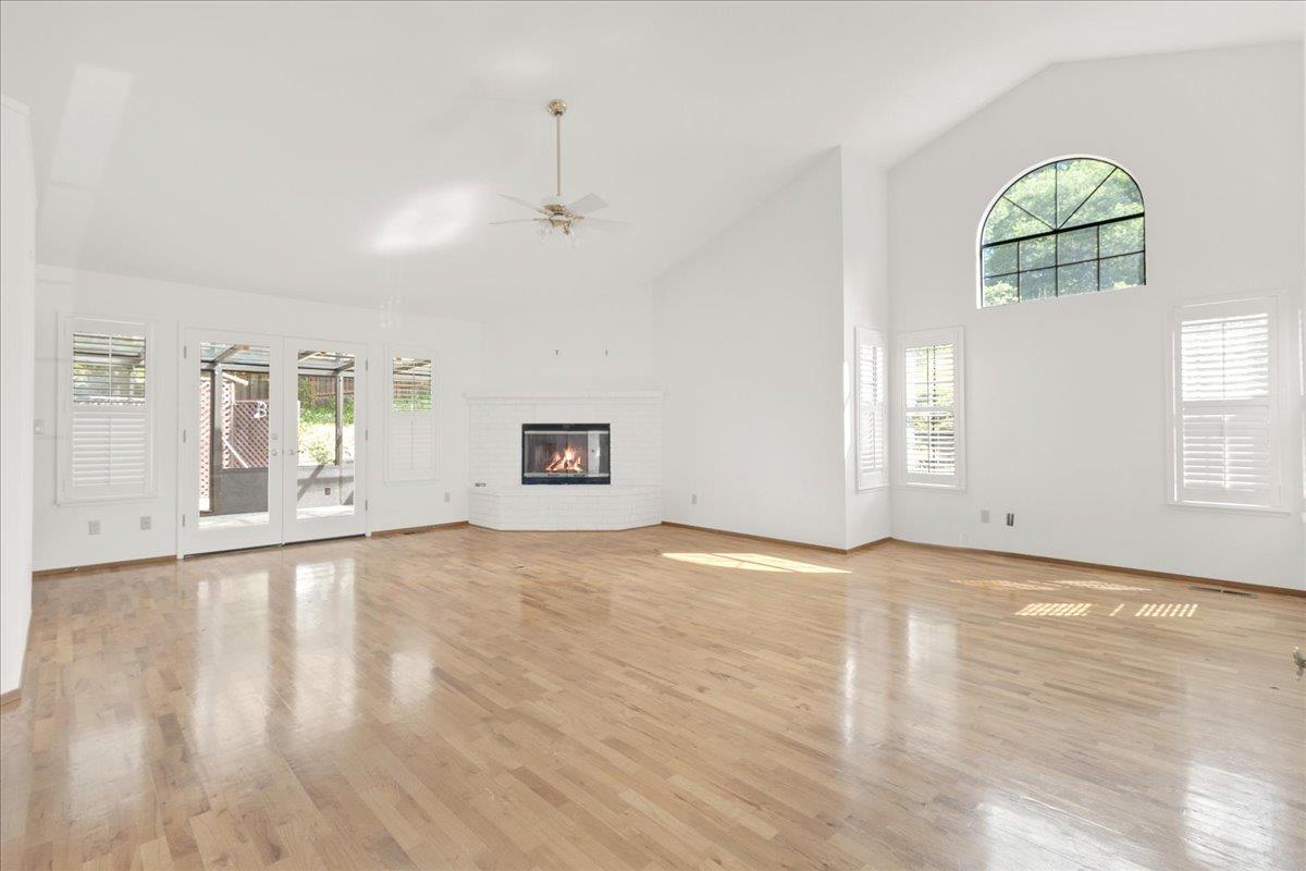 Detail Gallery Image 5 of 46 For 2901 Rea Ct, Aromas,  CA 95004 - 2 Beds | 2 Baths