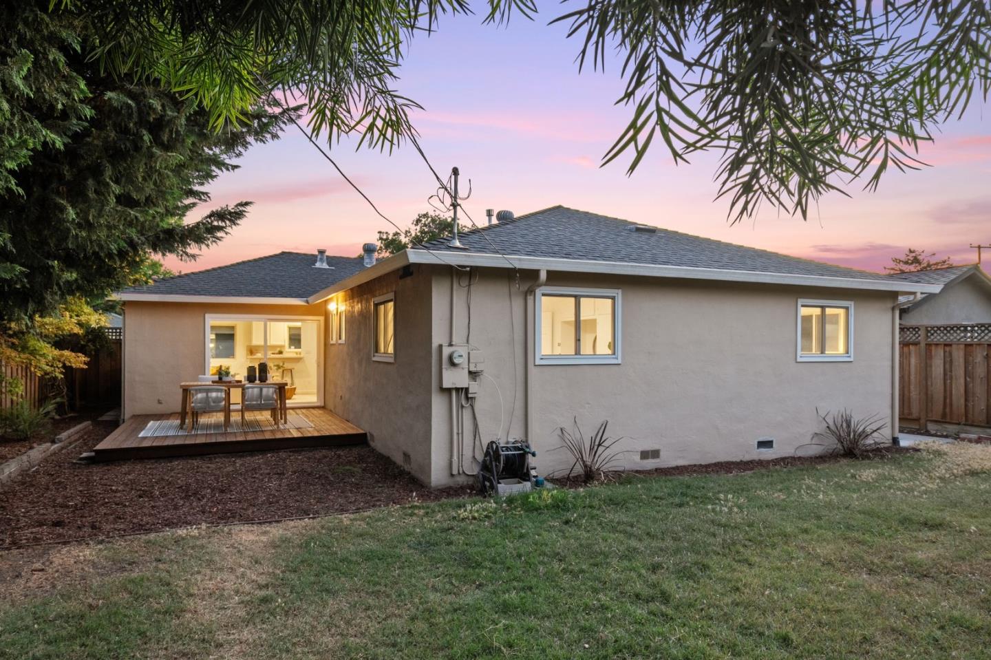 Detail Gallery Image 38 of 52 For 673 Salberg Ave, Santa Clara,  CA 95051 - 3 Beds | 2 Baths