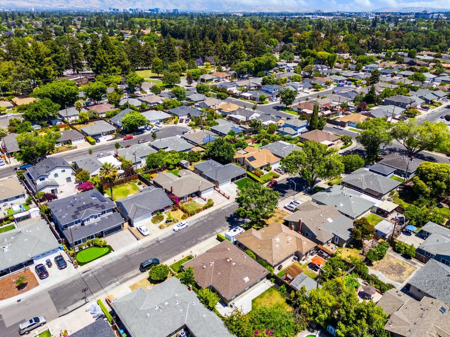 Detail Gallery Image 49 of 52 For 673 Salberg Ave, Santa Clara,  CA 95051 - 3 Beds | 2 Baths