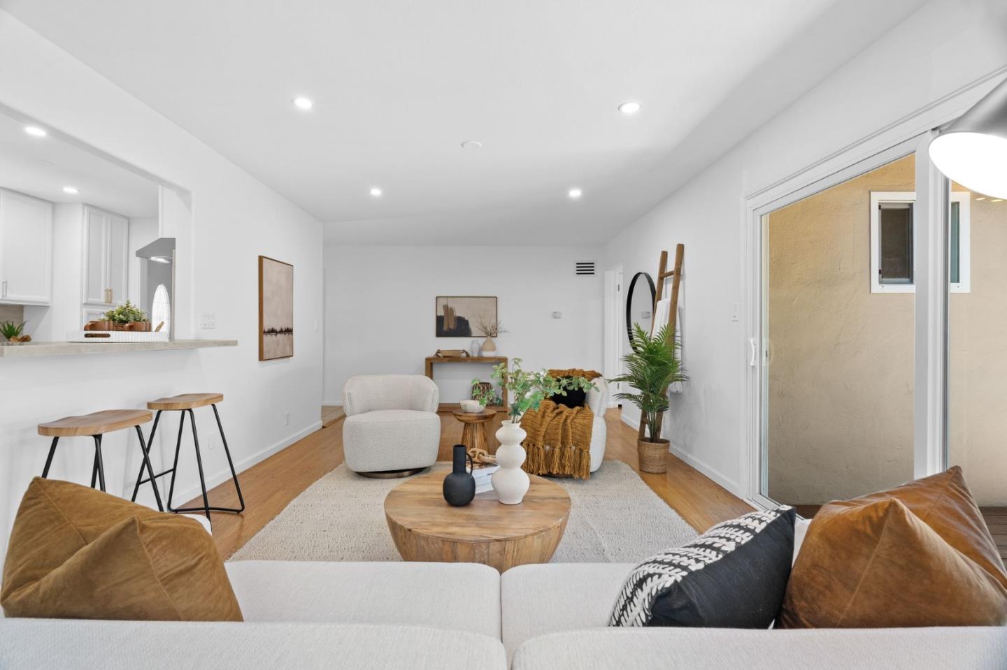 Detail Gallery Image 5 of 52 For 673 Salberg Ave, Santa Clara,  CA 95051 - 3 Beds | 2 Baths