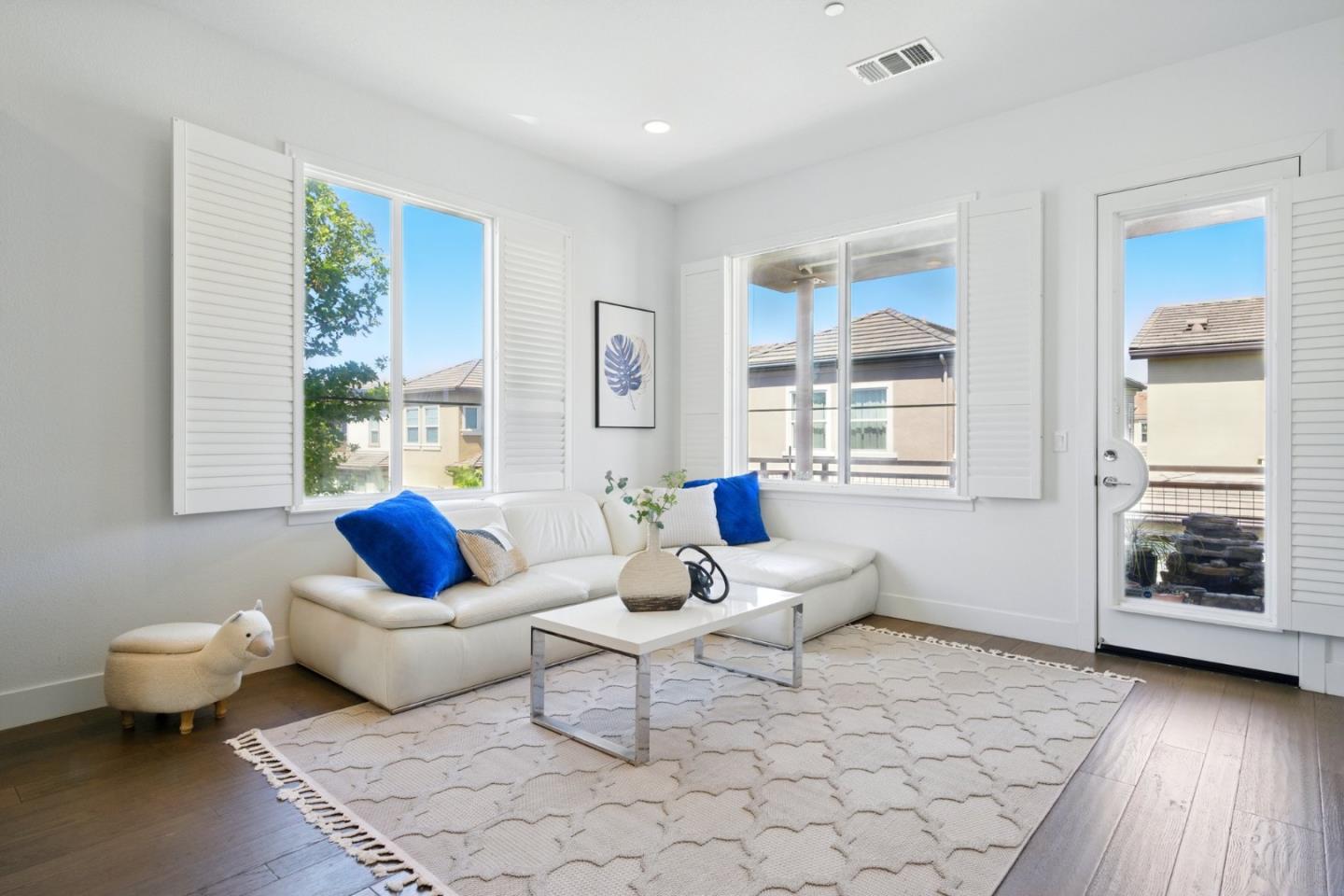 Detail Gallery Image 11 of 51 For 528 Odyssey Ln, Milpitas,  CA 95035 - 2 Beds | 2 Baths