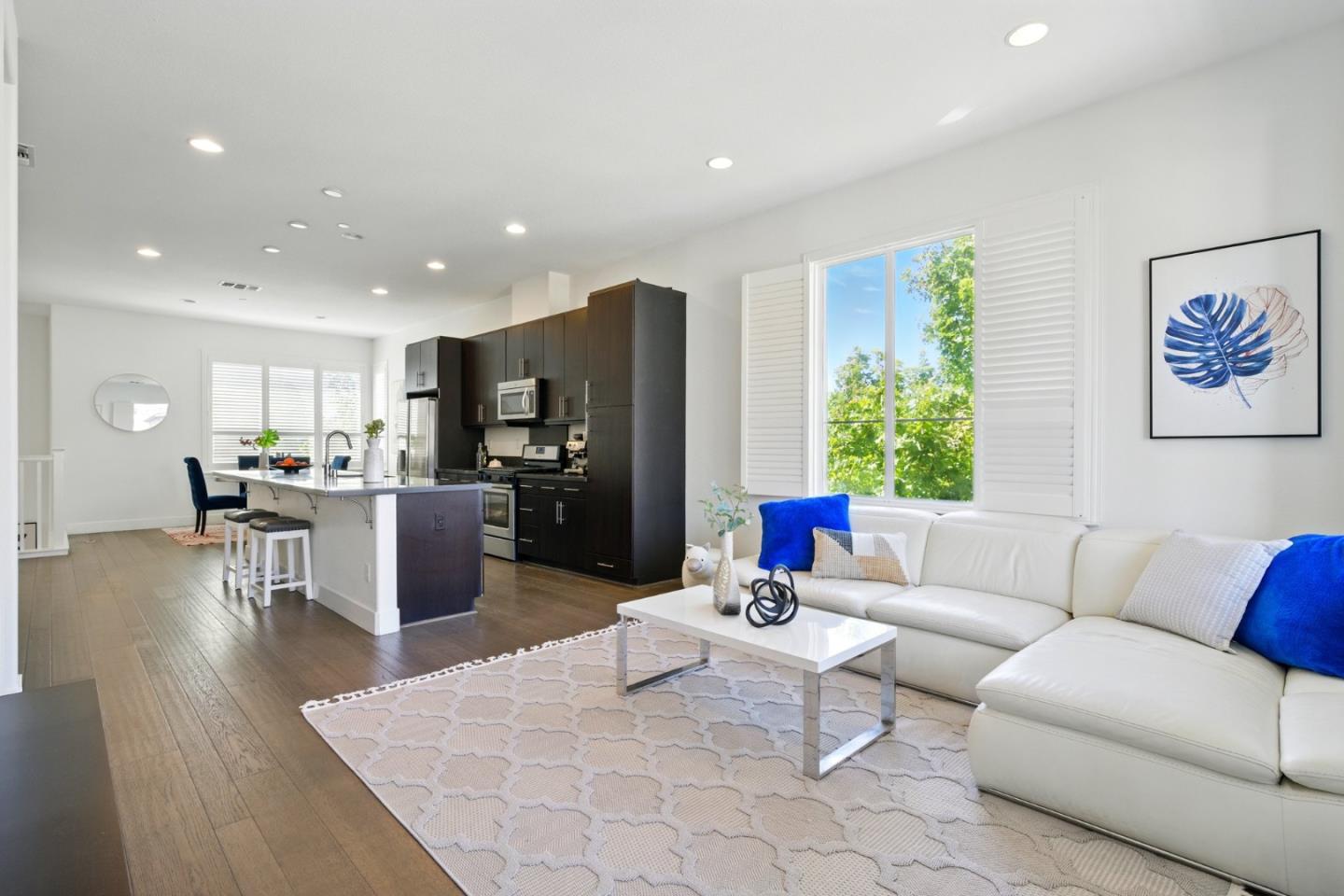 Detail Gallery Image 14 of 51 For 528 Odyssey Ln, Milpitas,  CA 95035 - 2 Beds | 2 Baths