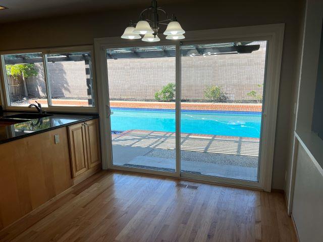 Detail Gallery Image 10 of 29 For 19718 Solana Dr, Saratoga,  CA 95070 - 4 Beds | 2 Baths