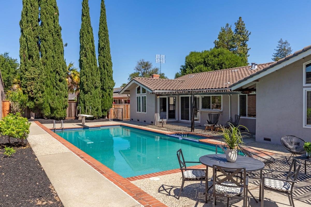 Detail Gallery Image 26 of 29 For 19718 Solana Dr, Saratoga,  CA 95070 - 4 Beds | 2 Baths
