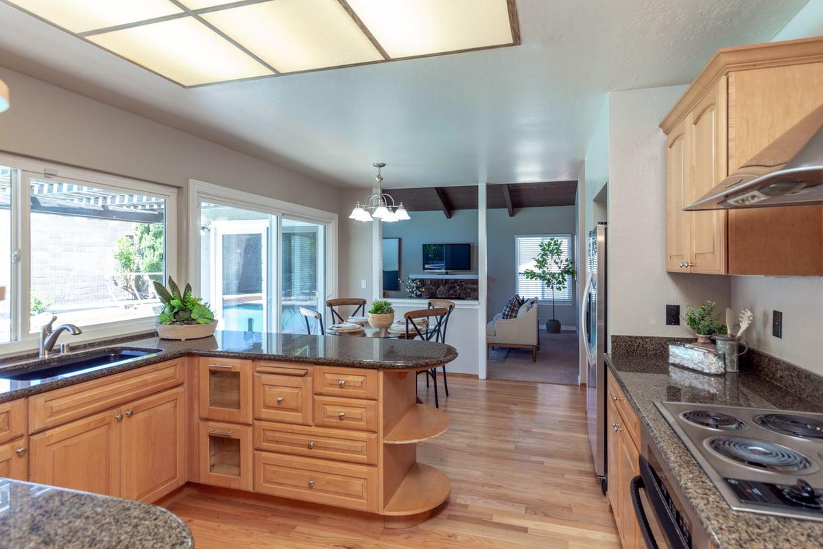 Detail Gallery Image 8 of 29 For 19718 Solana Dr, Saratoga,  CA 95070 - 4 Beds | 2 Baths