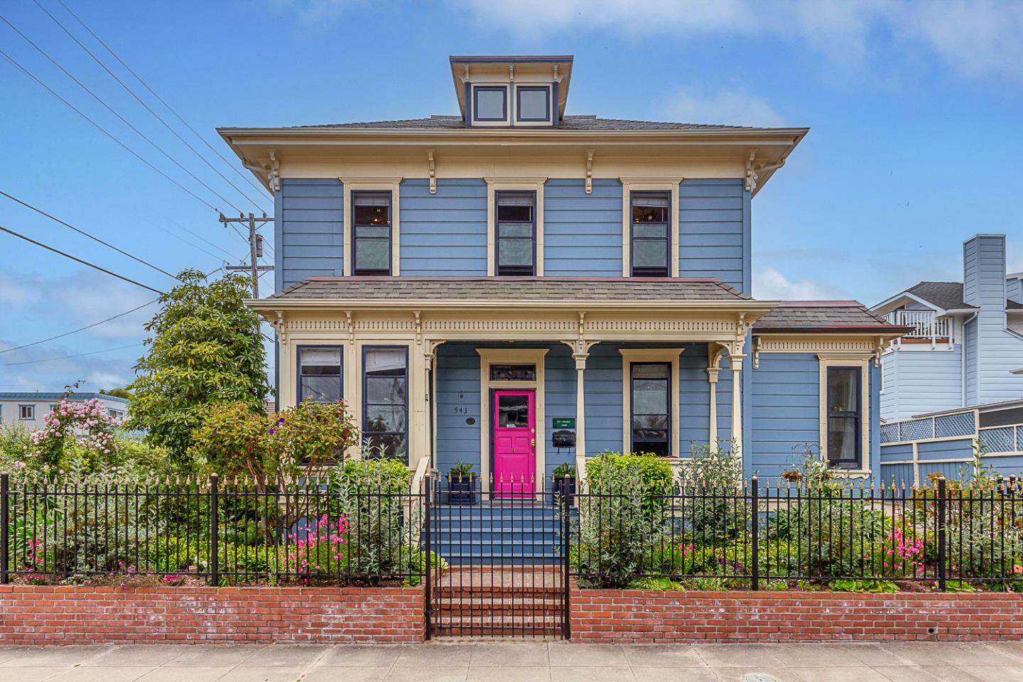 Detail Gallery Image 37 of 55 For 543 Spruce Ave, Pacific Grove,  CA 93950 - 4 Beds | 3 Baths