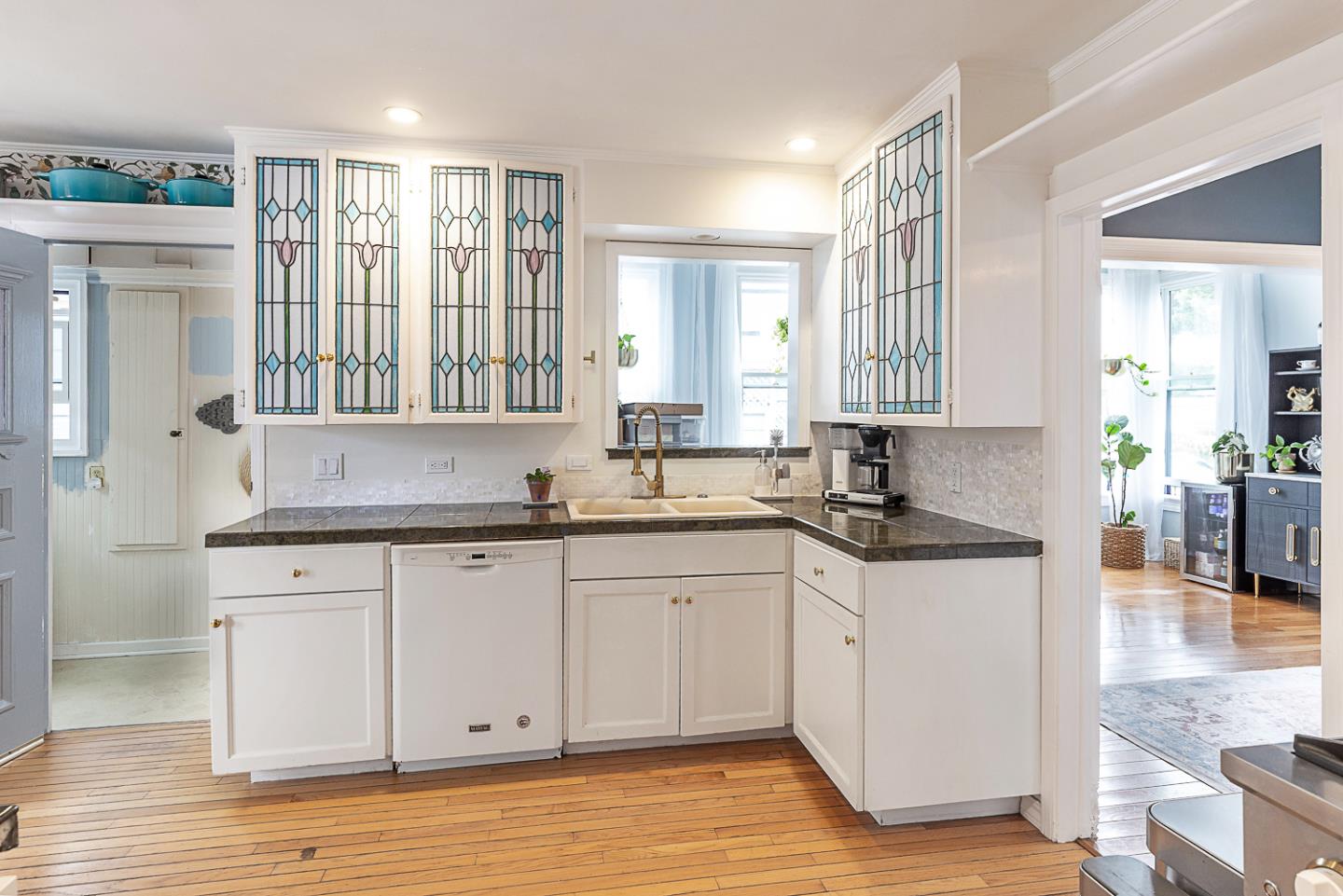 Detail Gallery Image 42 of 55 For 543 Spruce Ave, Pacific Grove,  CA 93950 - 4 Beds | 3 Baths