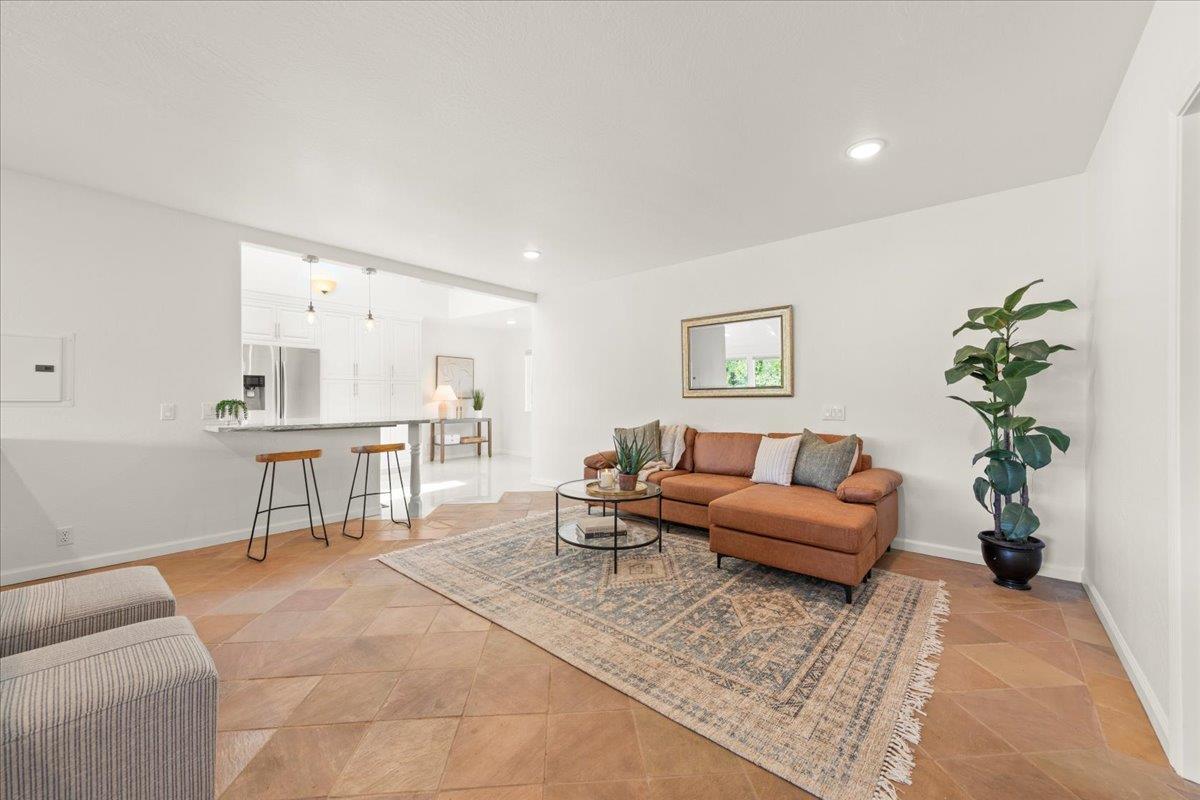Detail Gallery Image 14 of 60 For 304 Harbor Dr, Santa Cruz,  CA 95062 - – Beds | – Baths