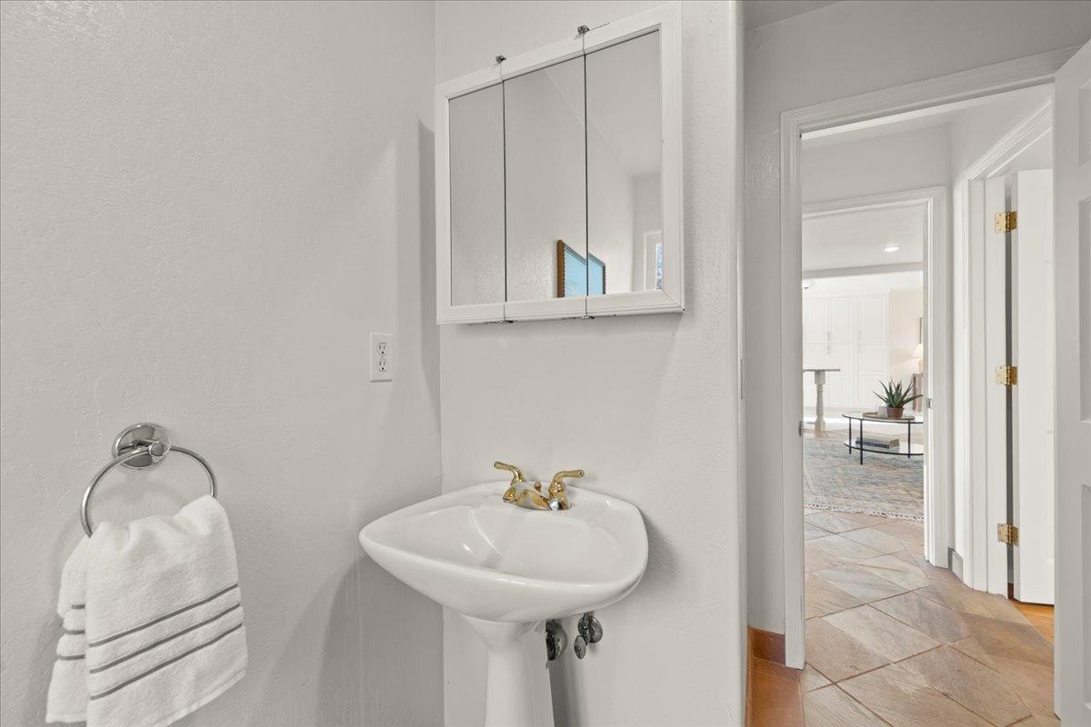 Detail Gallery Image 26 of 60 For 304 Harbor Dr, Santa Cruz,  CA 95062 - – Beds | – Baths