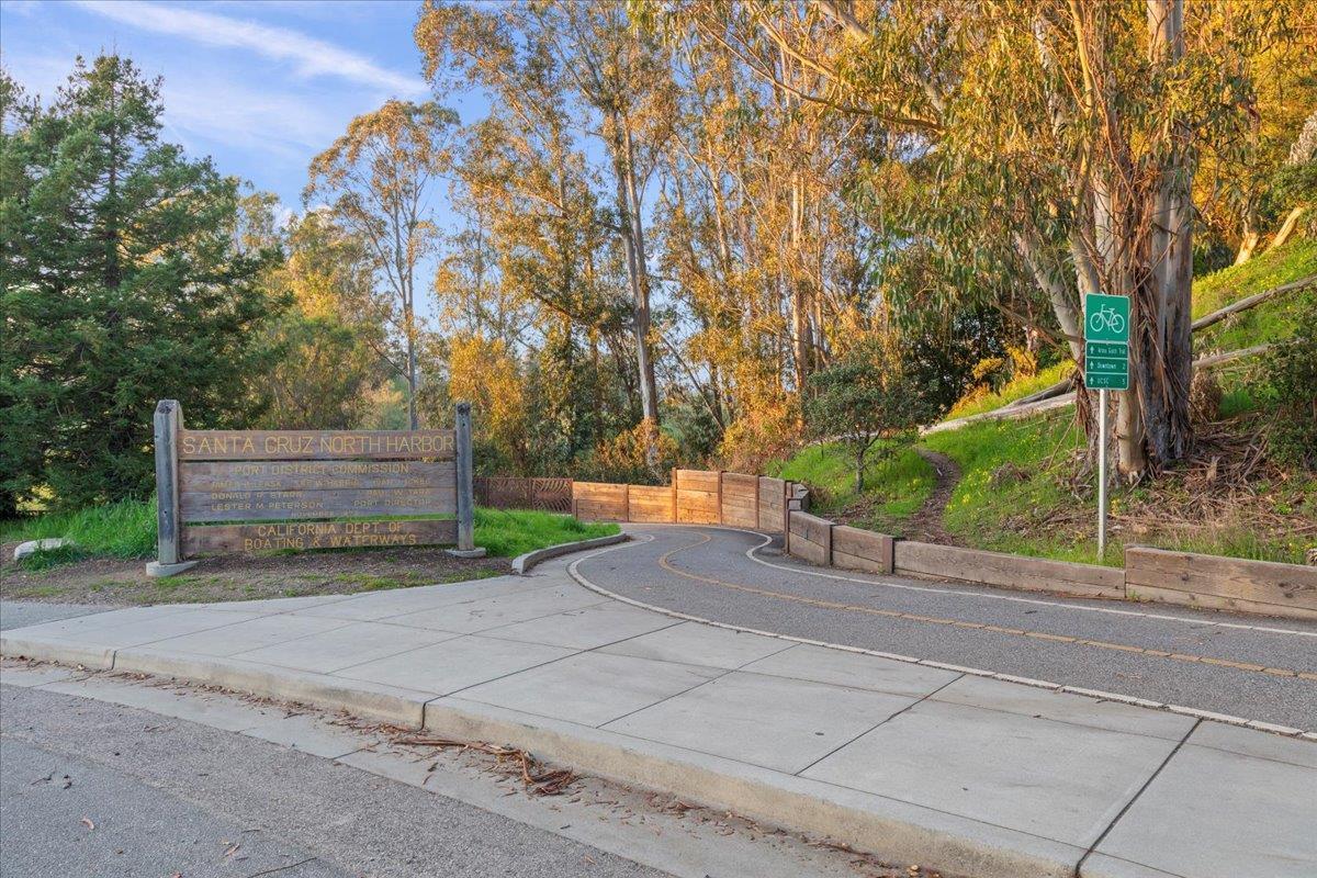 Detail Gallery Image 56 of 60 For 304 Harbor Dr, Santa Cruz,  CA 95062 - – Beds | – Baths