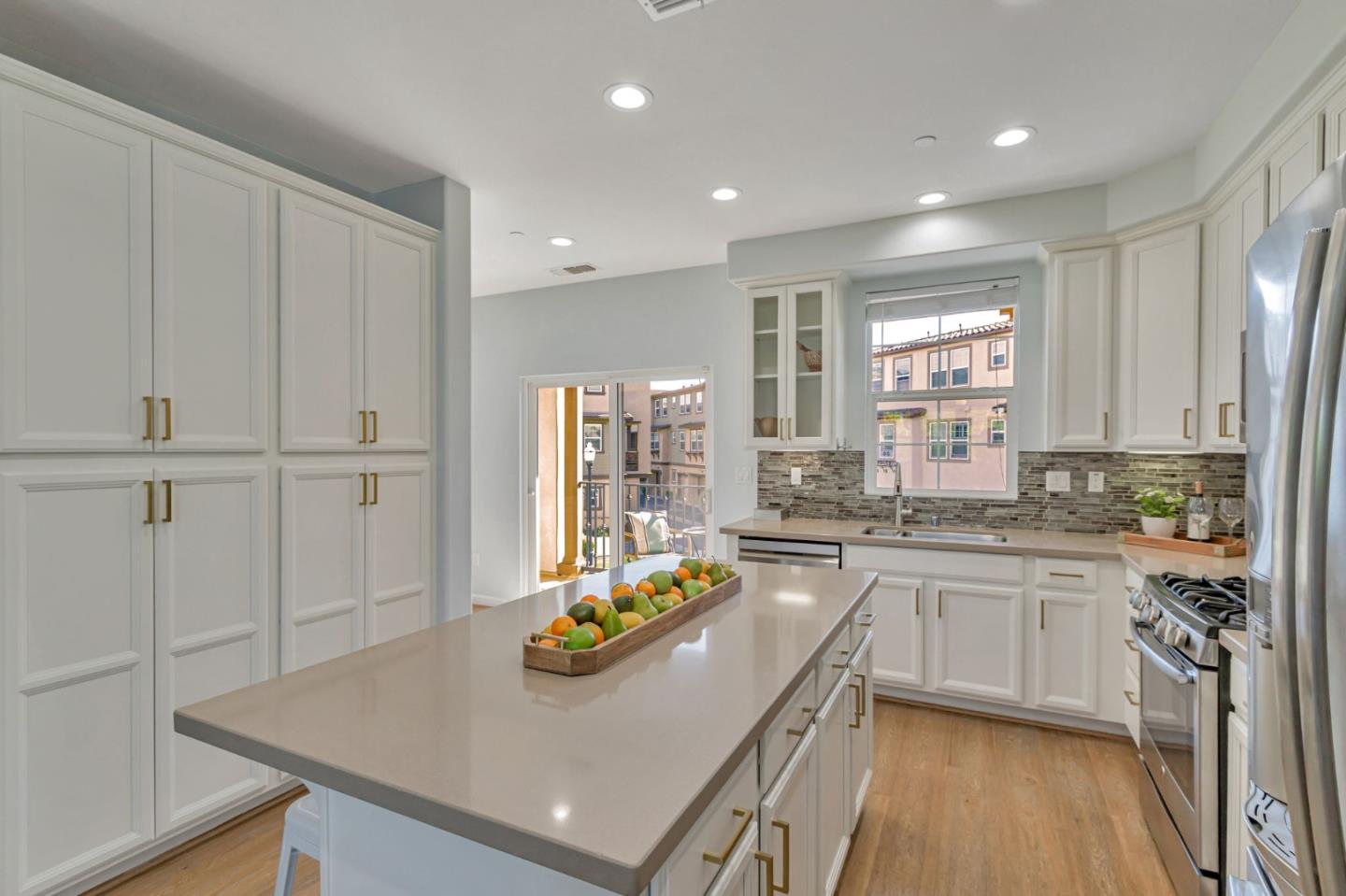 Detail Gallery Image 18 of 58 For 522 S 22nd St, San Jose,  CA 95116 - 4 Beds | 3/1 Baths