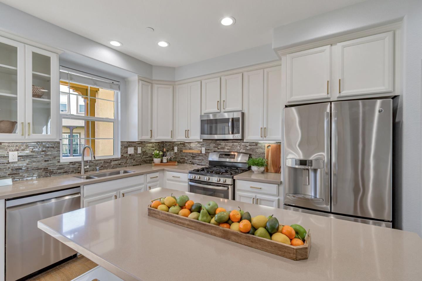Detail Gallery Image 19 of 58 For 522 S 22nd St, San Jose,  CA 95116 - 4 Beds | 3/1 Baths