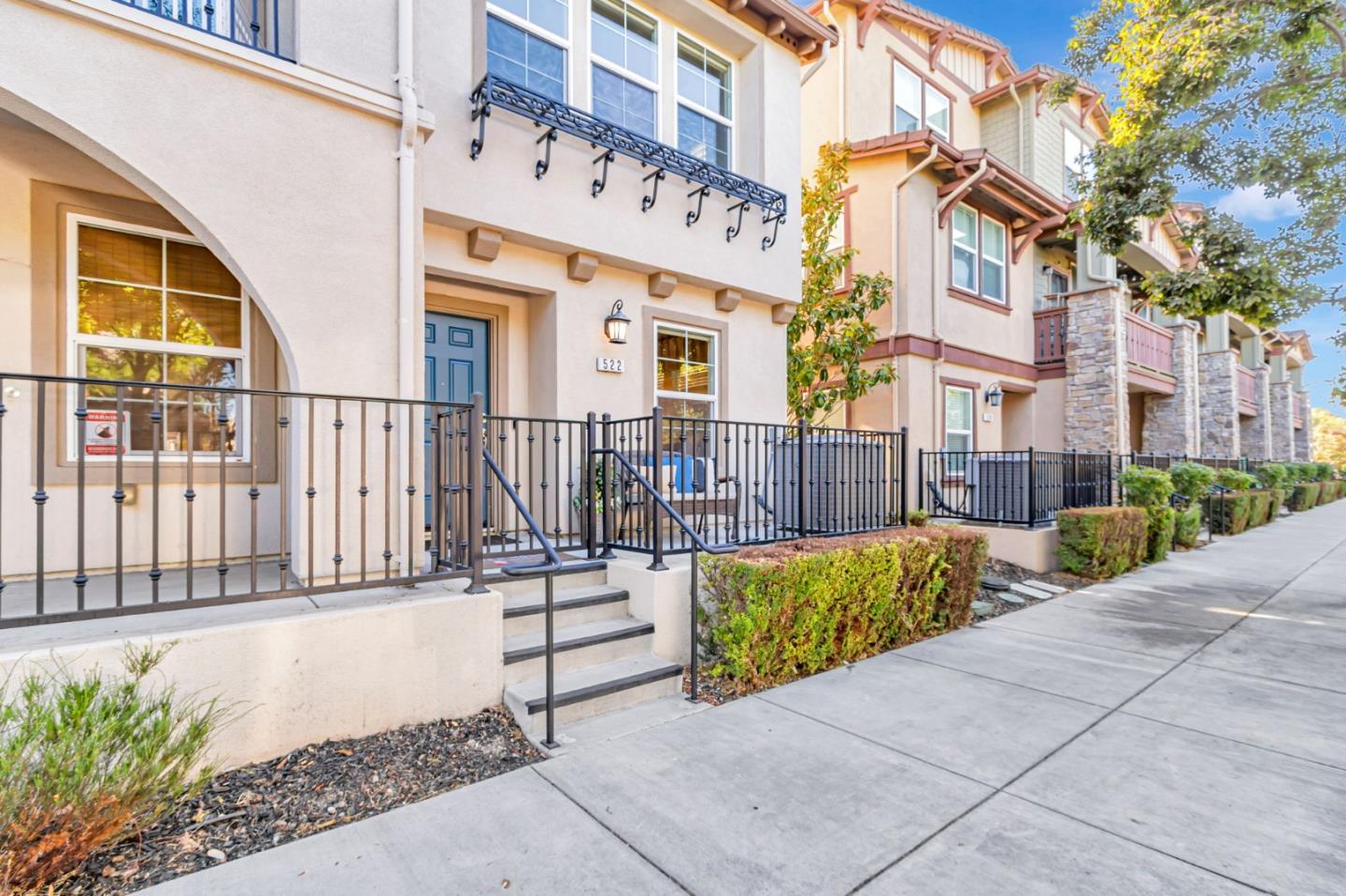 Detail Gallery Image 3 of 58 For 522 S 22nd St, San Jose,  CA 95116 - 4 Beds | 3/1 Baths