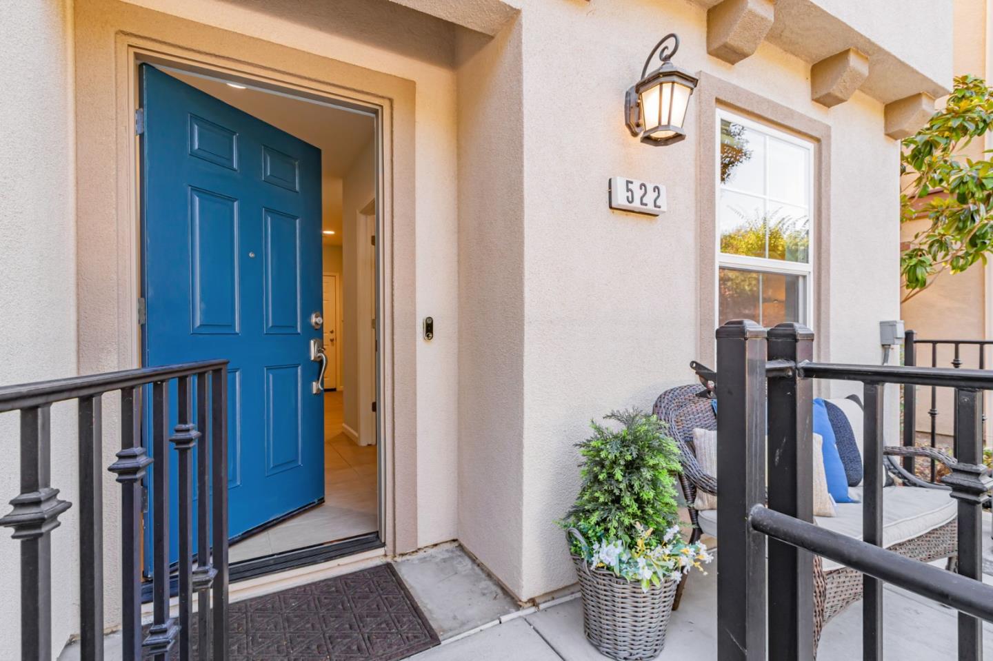 Detail Gallery Image 7 of 58 For 522 S 22nd St, San Jose,  CA 95116 - 4 Beds | 3/1 Baths