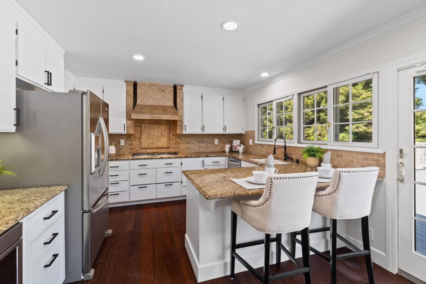 Detail Gallery Image 11 of 69 For 6192 Franciscan Way, San Jose,  CA 95120 - 4 Beds | 3 Baths