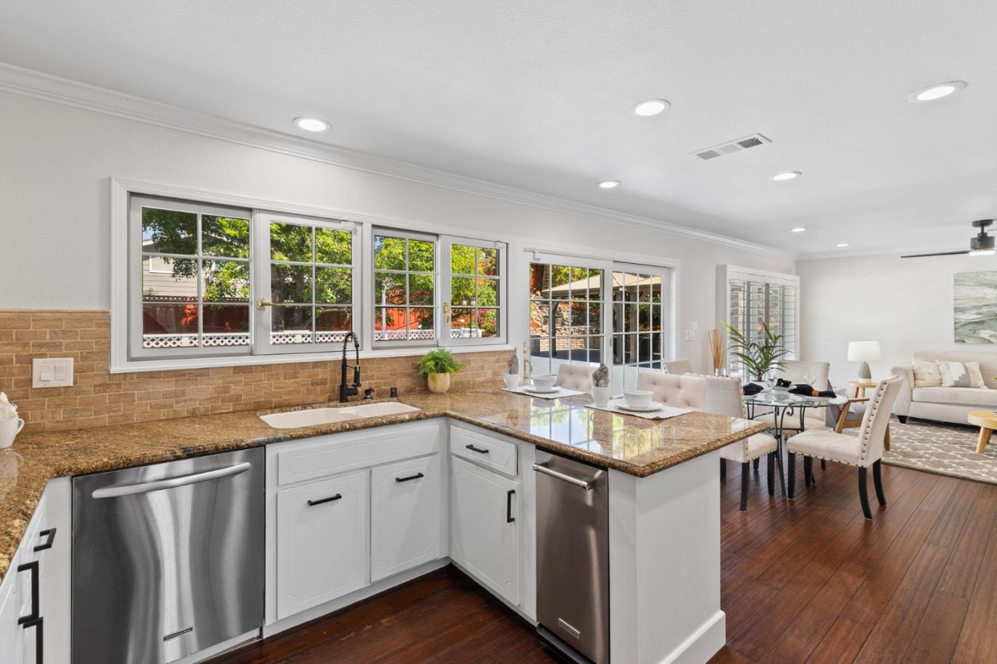 Detail Gallery Image 14 of 69 For 6192 Franciscan Way, San Jose,  CA 95120 - 4 Beds | 3 Baths