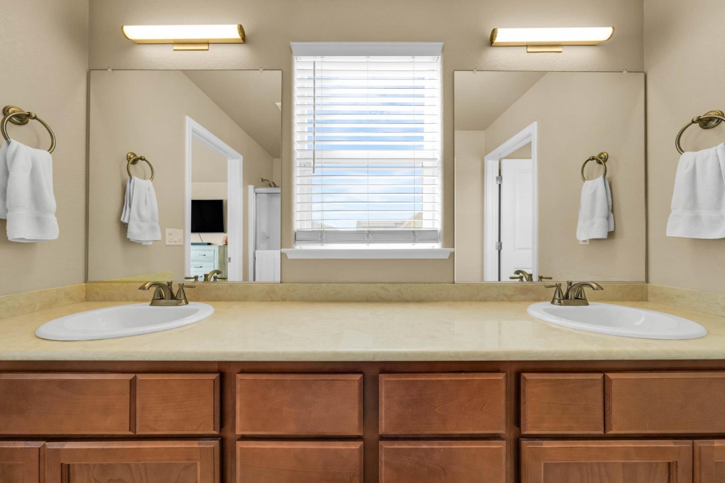 Detail Gallery Image 24 of 51 For 21 Sycamore St, Greenfield,  CA 93927 - 4 Beds | 2/1 Baths
