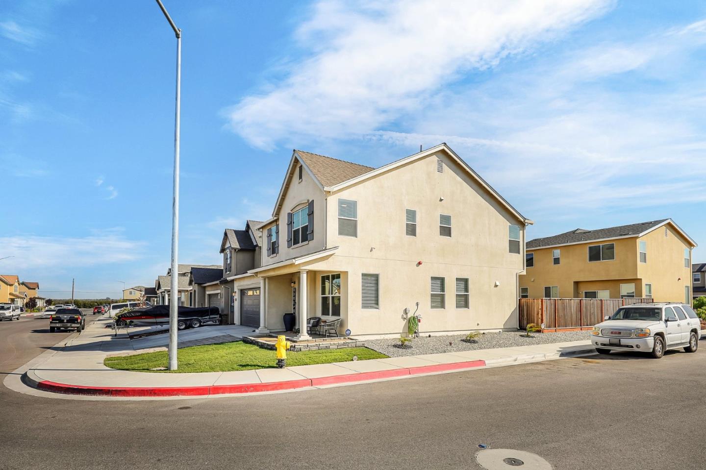 Detail Gallery Image 3 of 51 For 21 Sycamore St, Greenfield,  CA 93927 - 4 Beds | 2/1 Baths