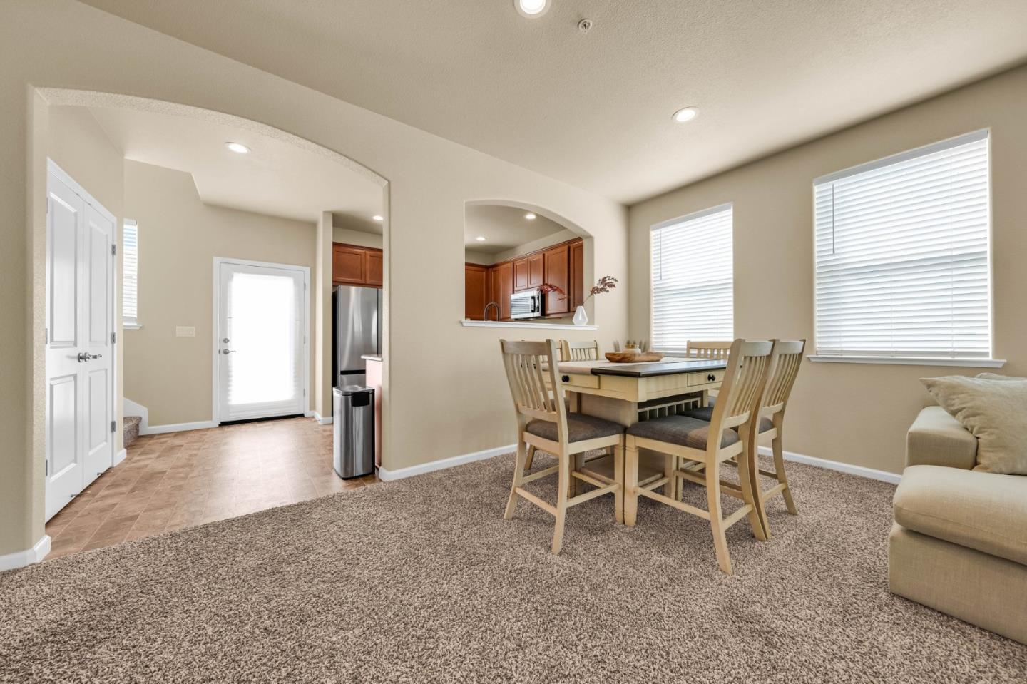Detail Gallery Image 7 of 51 For 21 Sycamore St, Greenfield,  CA 93927 - 4 Beds | 2/1 Baths