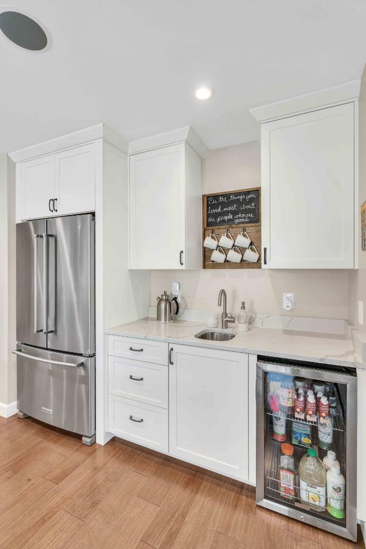 Detail Gallery Image 14 of 93 For 3480 White Oak Ct, Morgan Hill,  CA 95037 - 4 Beds | 2/1 Baths