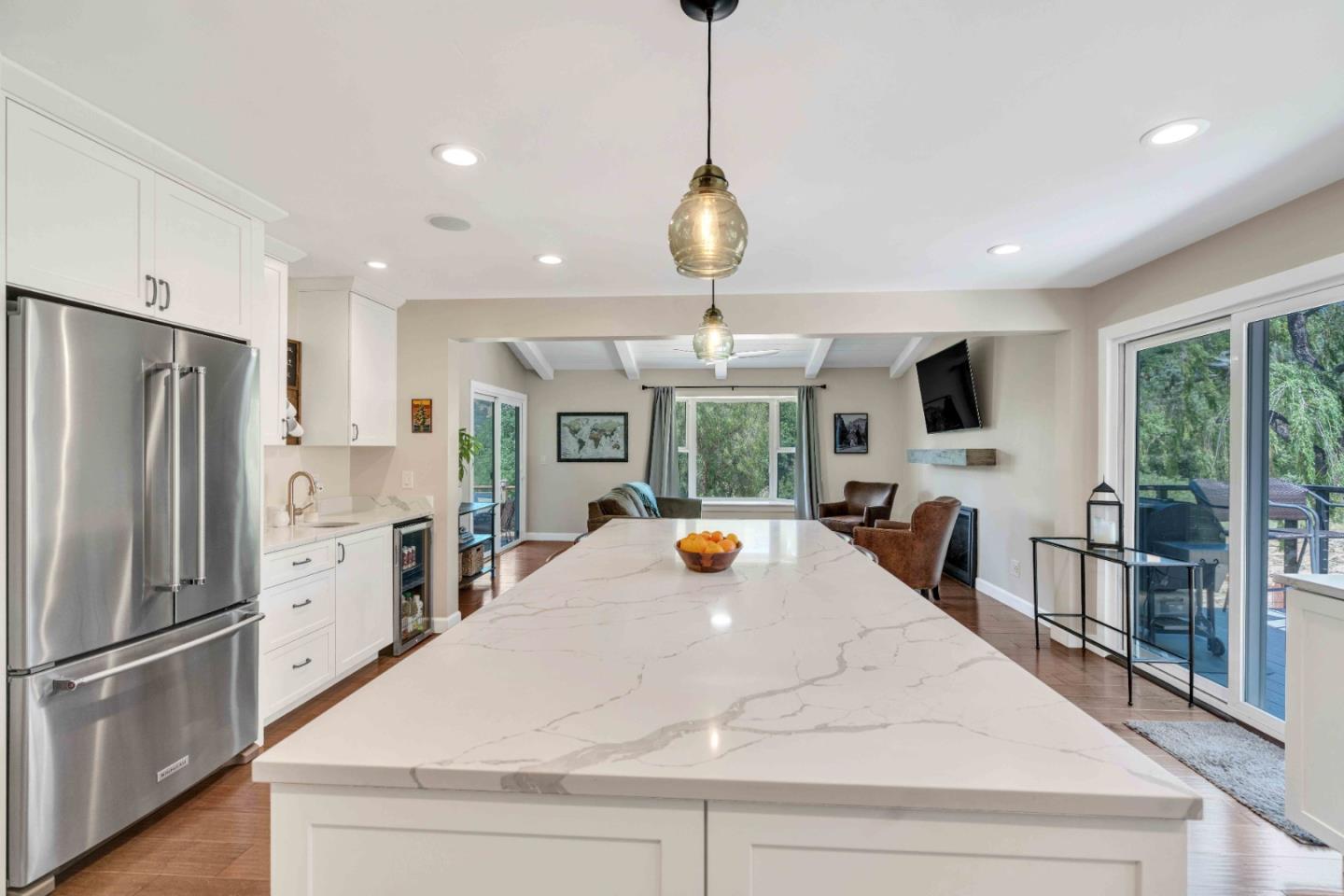 Detail Gallery Image 16 of 93 For 3480 White Oak Ct, Morgan Hill,  CA 95037 - 4 Beds | 2/1 Baths