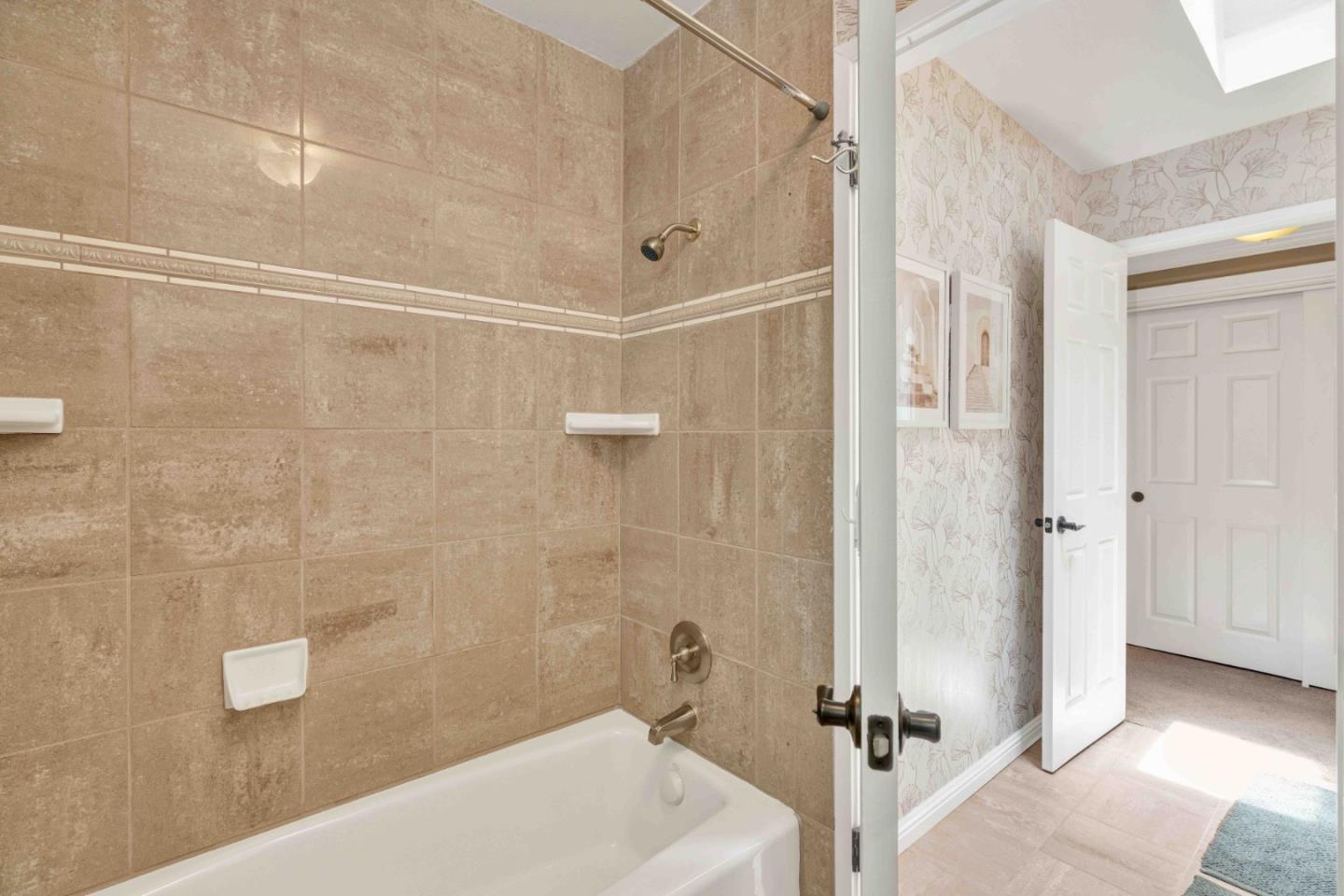 Detail Gallery Image 23 of 93 For 3480 White Oak Ct, Morgan Hill,  CA 95037 - 4 Beds | 2/1 Baths