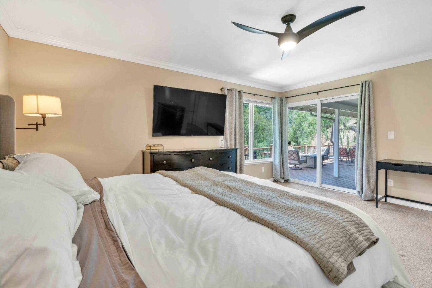 Detail Gallery Image 34 of 93 For 3480 White Oak Ct, Morgan Hill,  CA 95037 - 4 Beds | 2/1 Baths