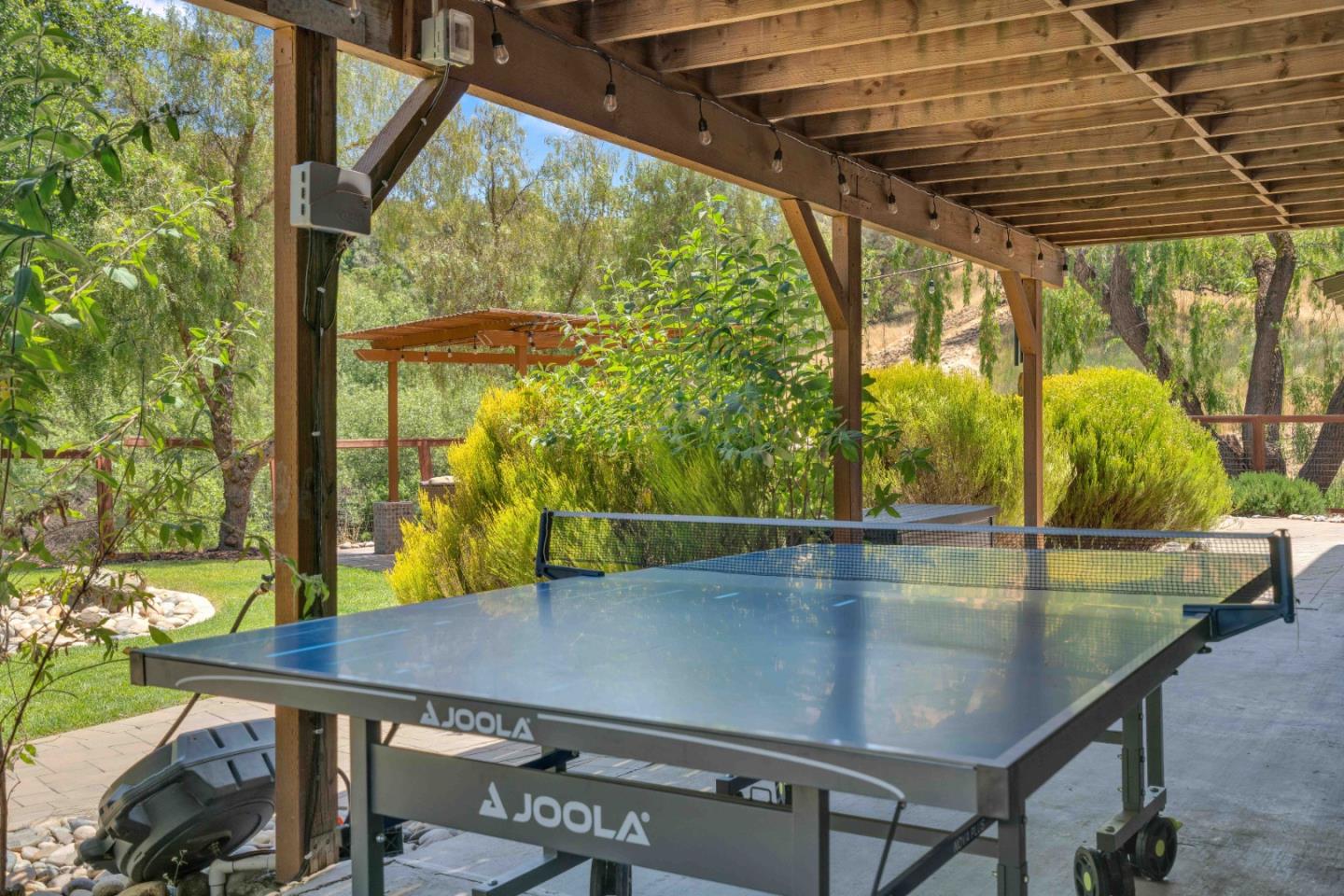 Detail Gallery Image 56 of 93 For 3480 White Oak Ct, Morgan Hill,  CA 95037 - 4 Beds | 2/1 Baths