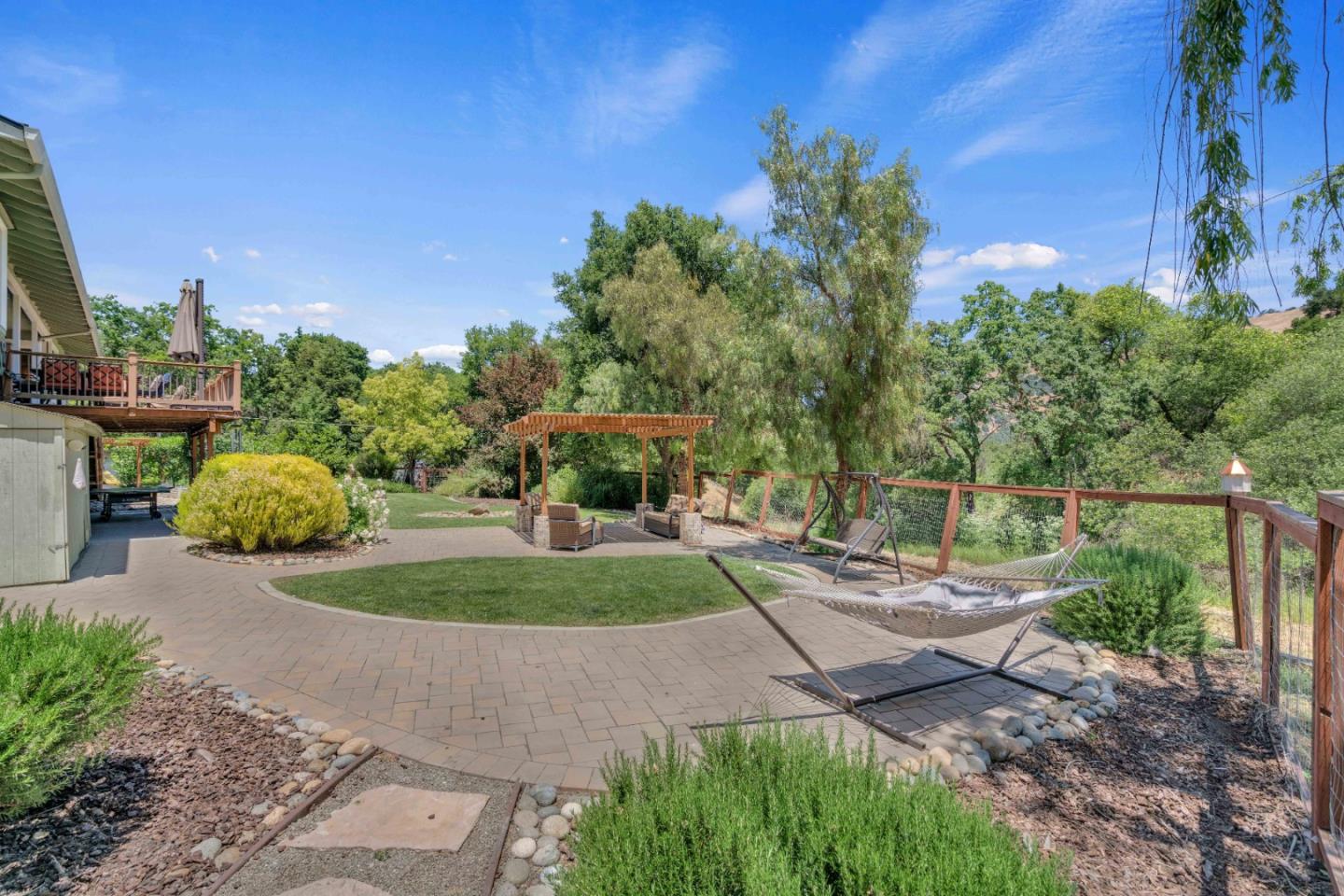 Detail Gallery Image 58 of 93 For 3480 White Oak Ct, Morgan Hill,  CA 95037 - 4 Beds | 2/1 Baths