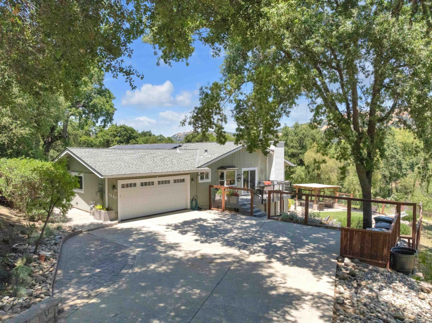 Detail Gallery Image 70 of 93 For 3480 White Oak Ct, Morgan Hill,  CA 95037 - 4 Beds | 2/1 Baths
