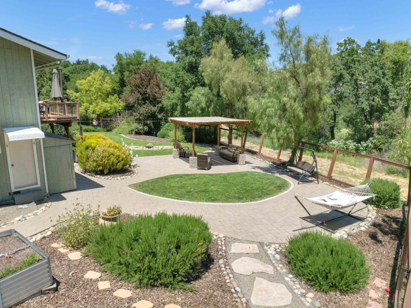 Detail Gallery Image 74 of 93 For 3480 White Oak Ct, Morgan Hill,  CA 95037 - 4 Beds | 2/1 Baths