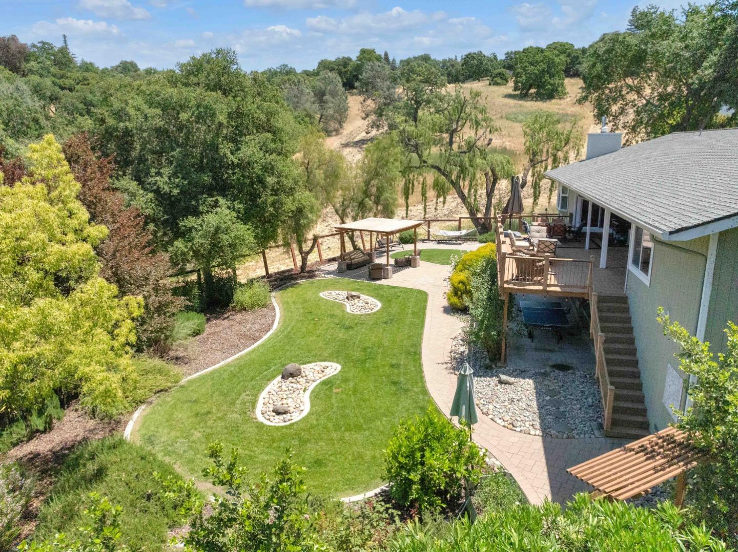 Detail Gallery Image 79 of 93 For 3480 White Oak Ct, Morgan Hill,  CA 95037 - 4 Beds | 2/1 Baths