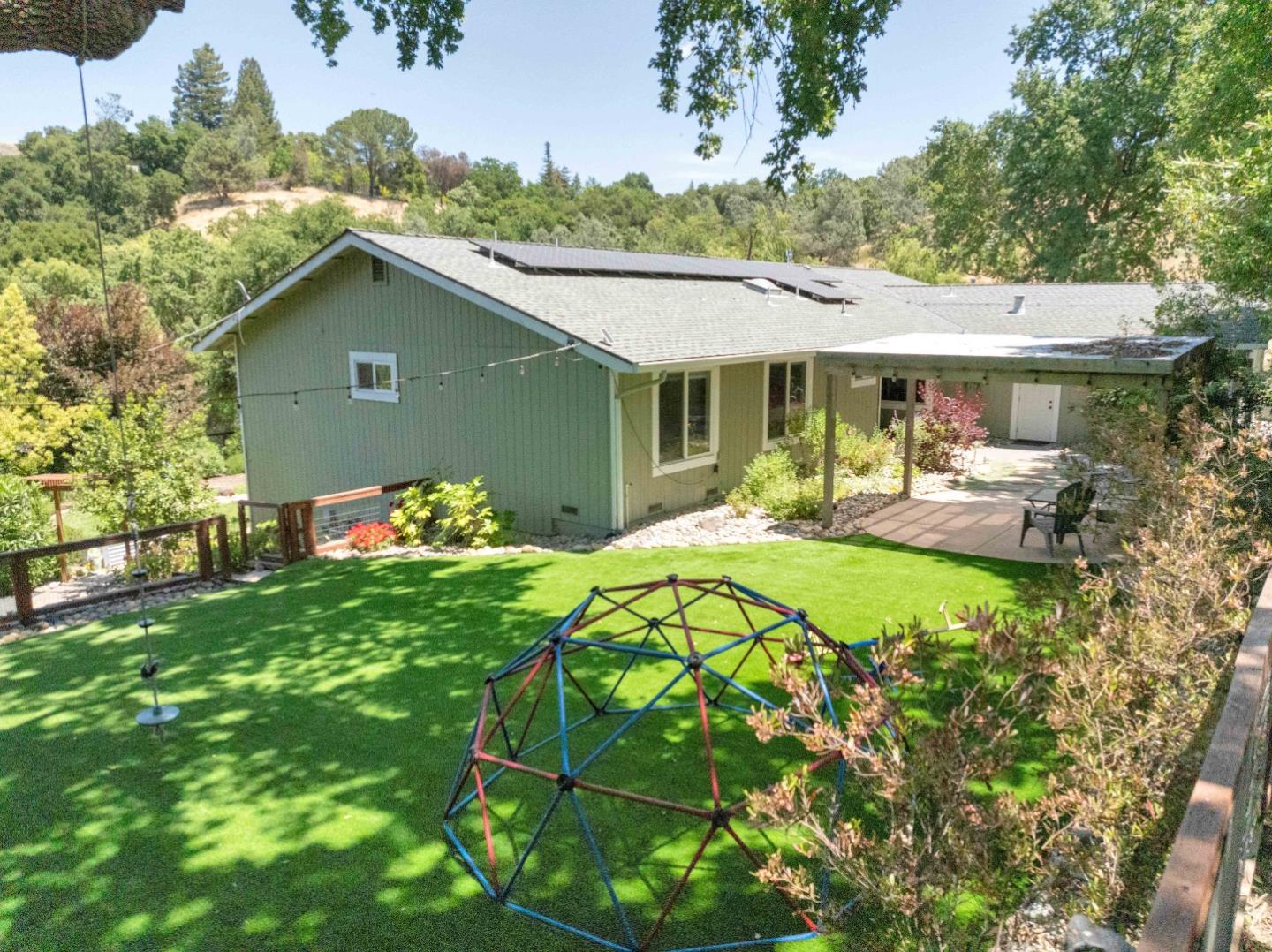 Detail Gallery Image 85 of 93 For 3480 White Oak Ct, Morgan Hill,  CA 95037 - 4 Beds | 2/1 Baths