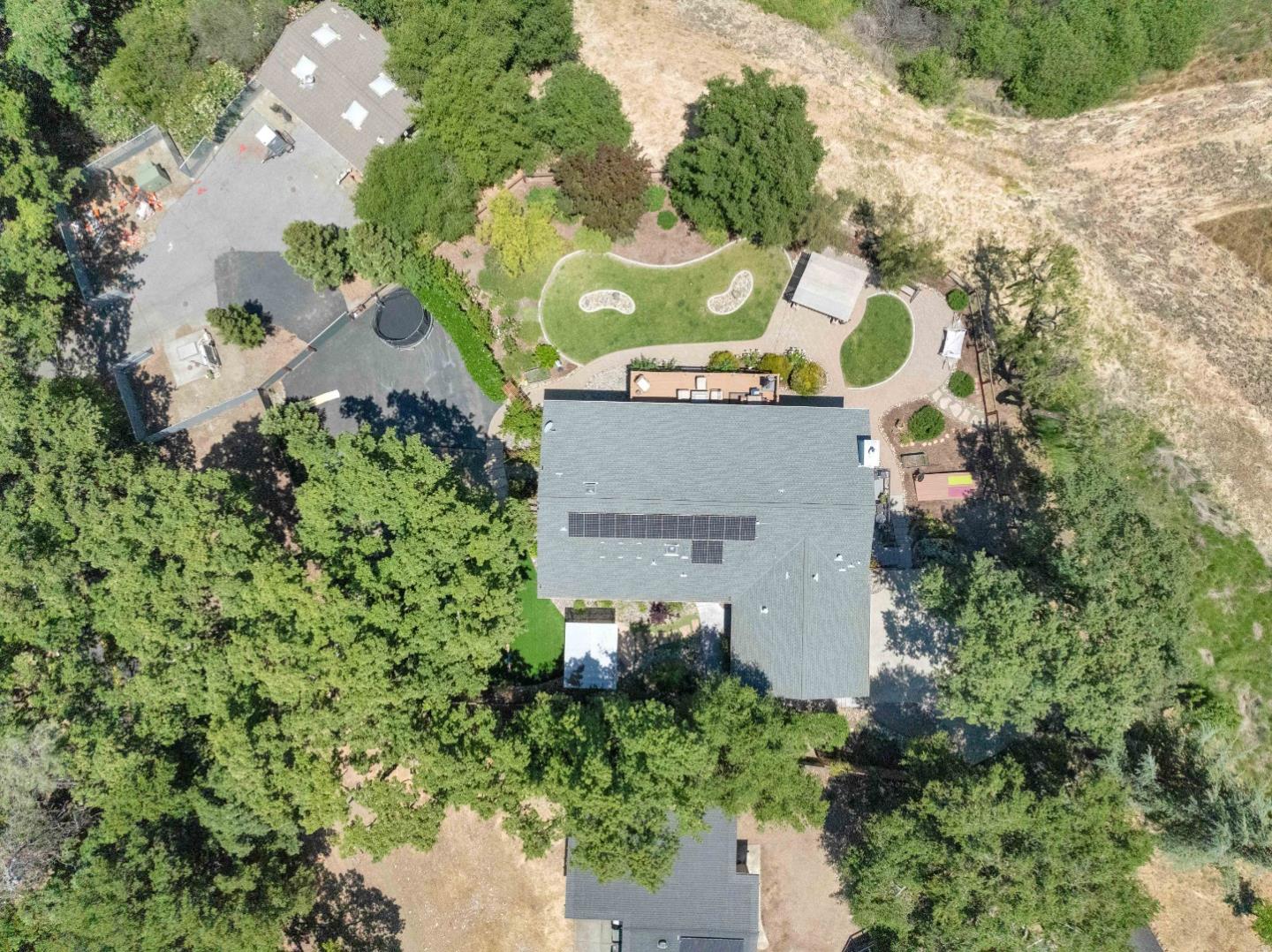 Detail Gallery Image 88 of 93 For 3480 White Oak Ct, Morgan Hill,  CA 95037 - 4 Beds | 2/1 Baths