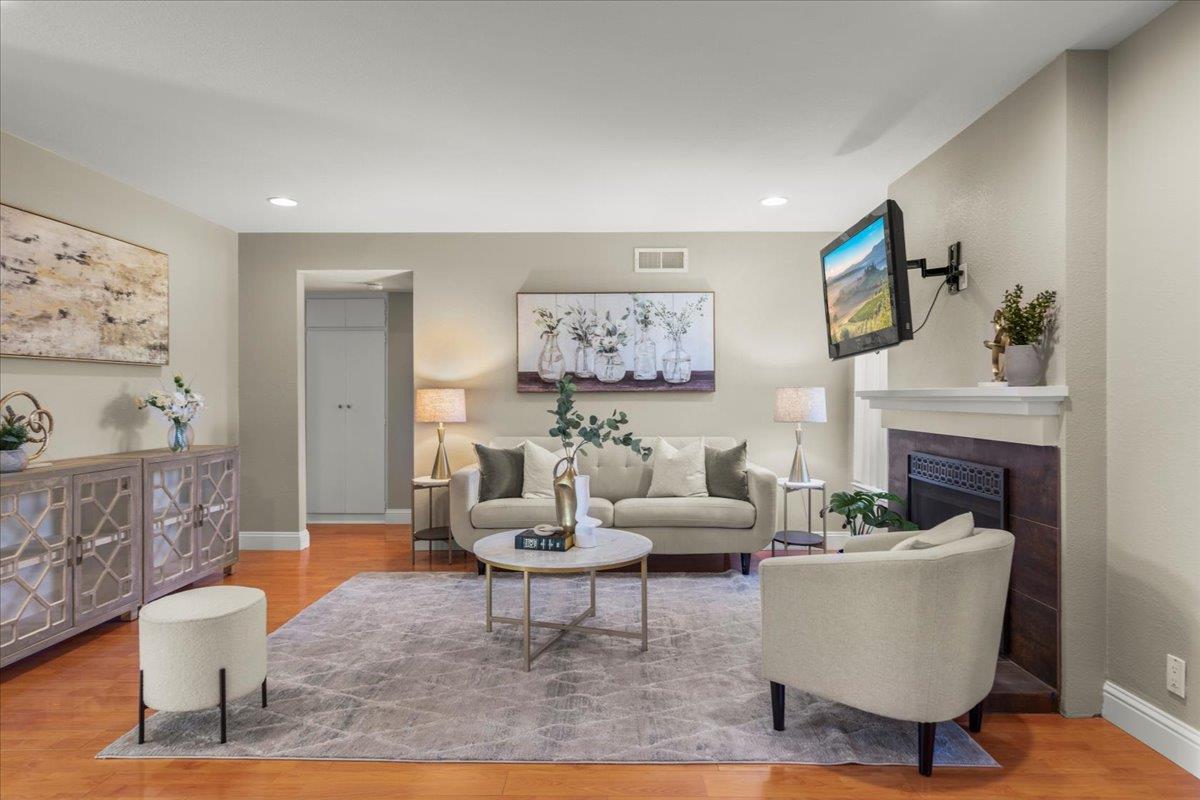 Detail Gallery Image 8 of 48 For 3121 Stevens Ct, San Jose,  CA 95148 - 4 Beds | 3 Baths