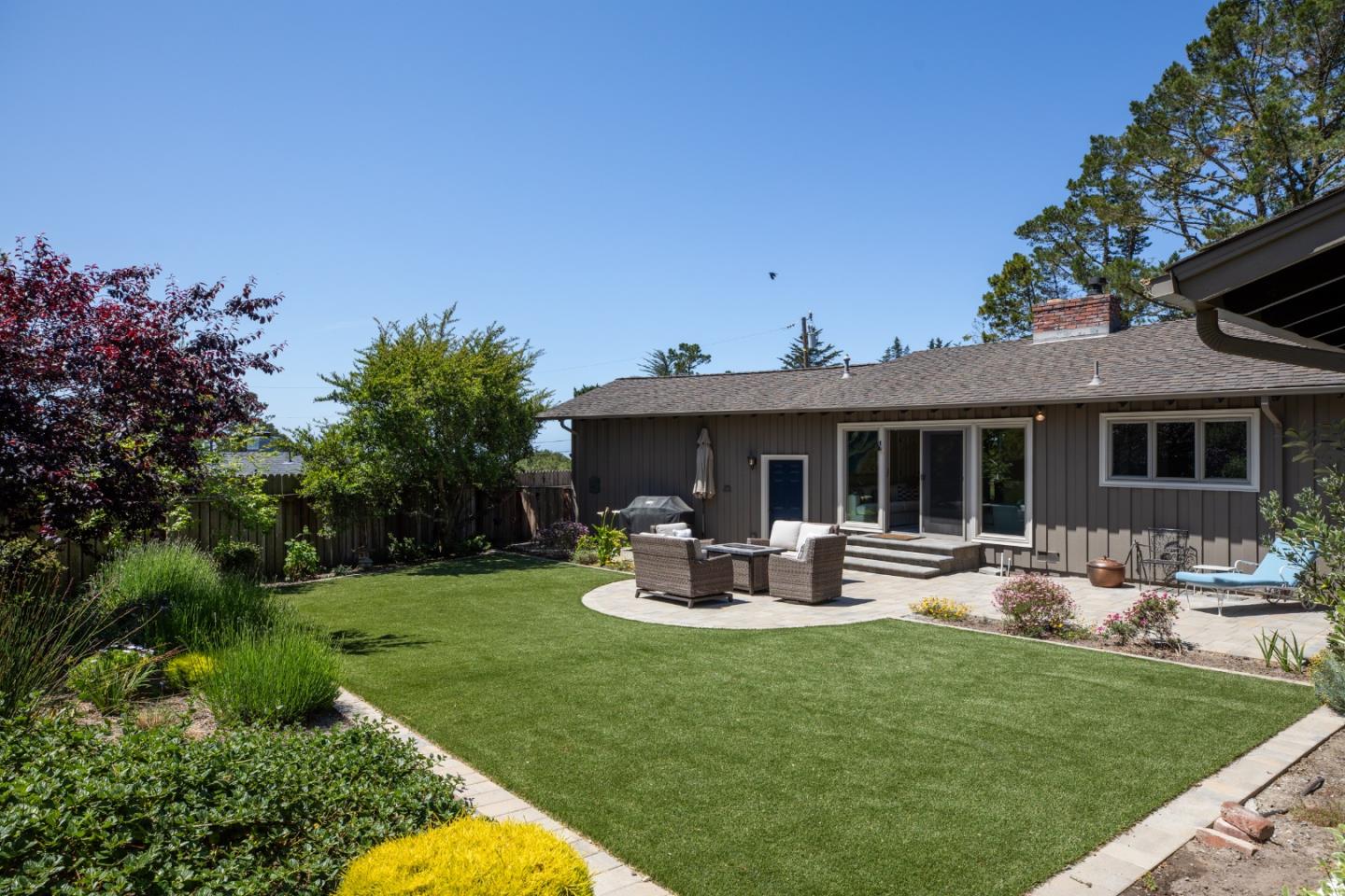 Detail Gallery Image 29 of 46 For 4117 Sunridge Rd, Pebble Beach,  CA 93953 - 4 Beds | 3 Baths
