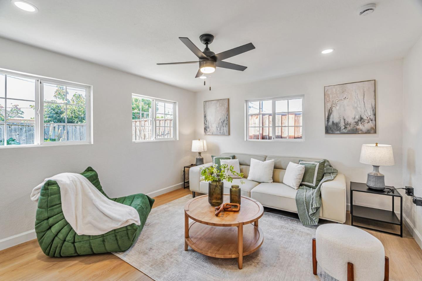 Detail Gallery Image 10 of 28 For 3332 Pepper Tree Ln, San Jose,  CA 95127 - 3 Beds | 1/1 Baths