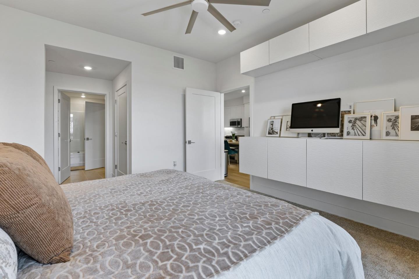 Detail Gallery Image 12 of 70 For 3698 Vision Cmn #318,  Fremont,  CA 94538 - 1 Beds | 1 Baths