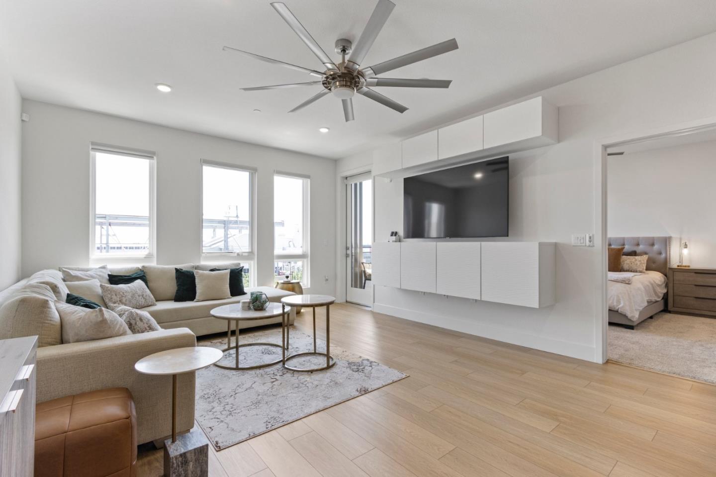 Detail Gallery Image 26 of 70 For 3698 Vision Cmn #318,  Fremont,  CA 94538 - 1 Beds | 1 Baths