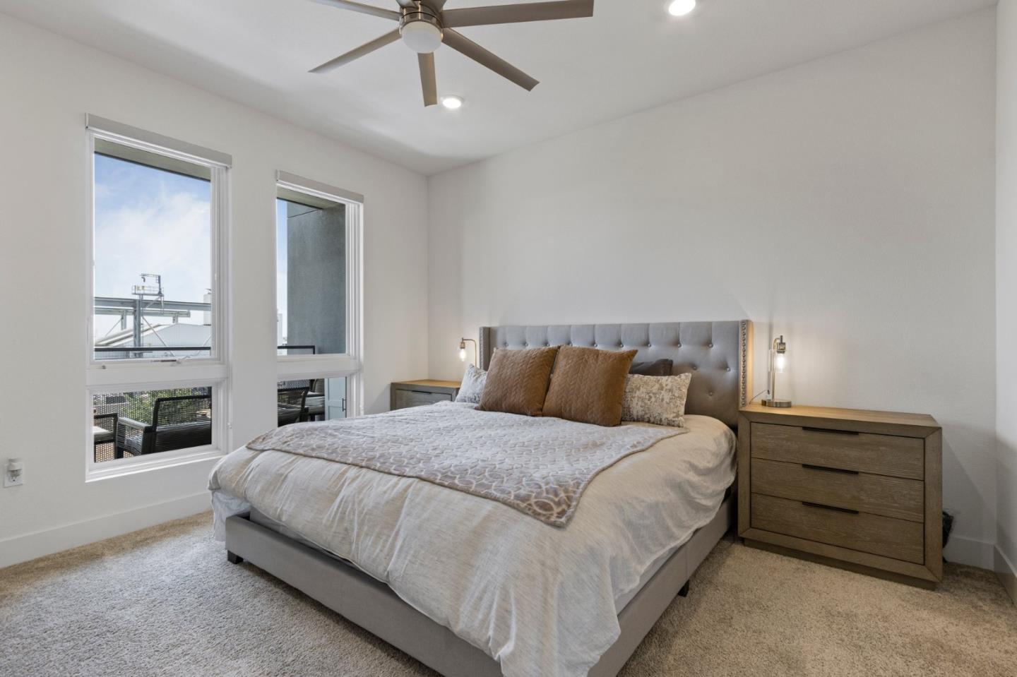Detail Gallery Image 30 of 70 For 3698 Vision Cmn #318,  Fremont,  CA 94538 - 1 Beds | 1 Baths