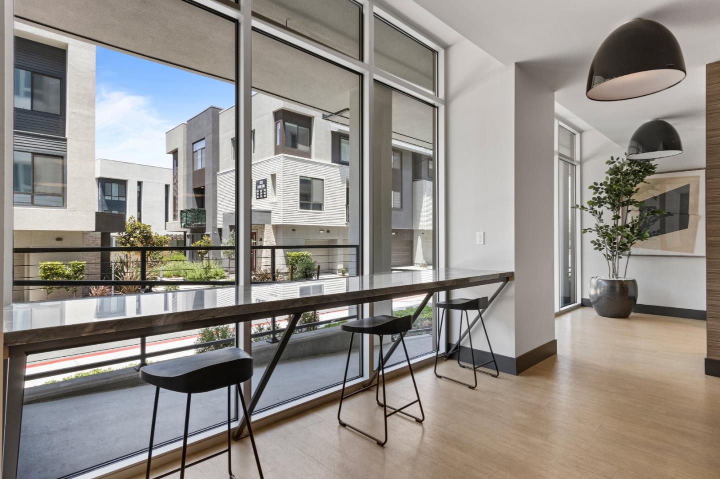 Detail Gallery Image 47 of 70 For 3698 Vision Cmn #318,  Fremont,  CA 94538 - 1 Beds | 1 Baths