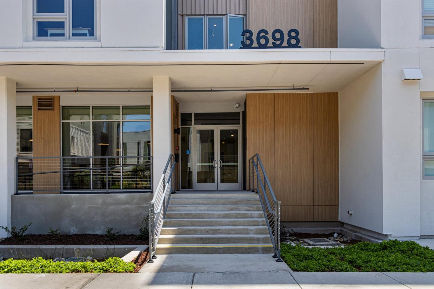Detail Gallery Image 53 of 70 For 3698 Vision Cmn #318,  Fremont,  CA 94538 - 1 Beds | 1 Baths