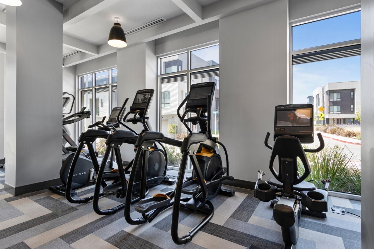 Detail Gallery Image 62 of 70 For 3698 Vision Cmn #318,  Fremont,  CA 94538 - 1 Beds | 1 Baths