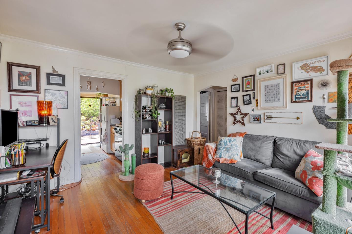 Detail Gallery Image 4 of 21 For 154 San Benito Rd, Brisbane,  CA 94005 - 1 Beds | 1 Baths