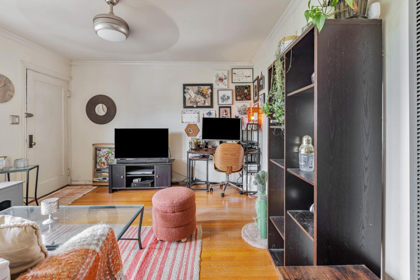 Detail Gallery Image 5 of 21 For 154 San Benito Rd, Brisbane,  CA 94005 - 1 Beds | 1 Baths