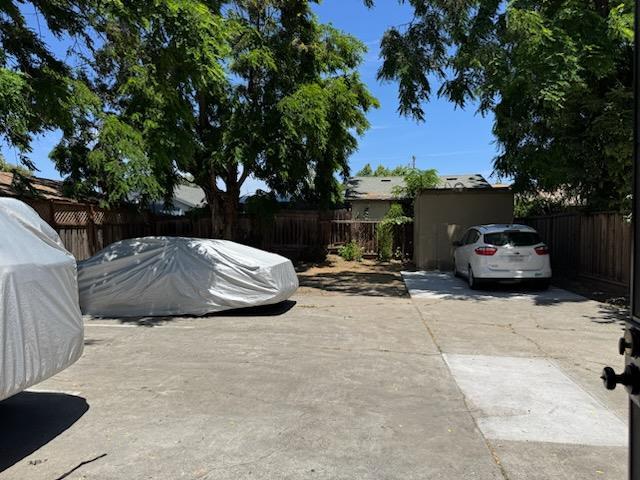 Detail Gallery Image 6 of 15 For 326 N 19th St, San Jose,  CA 95112 - 6 Beds | 2 Baths