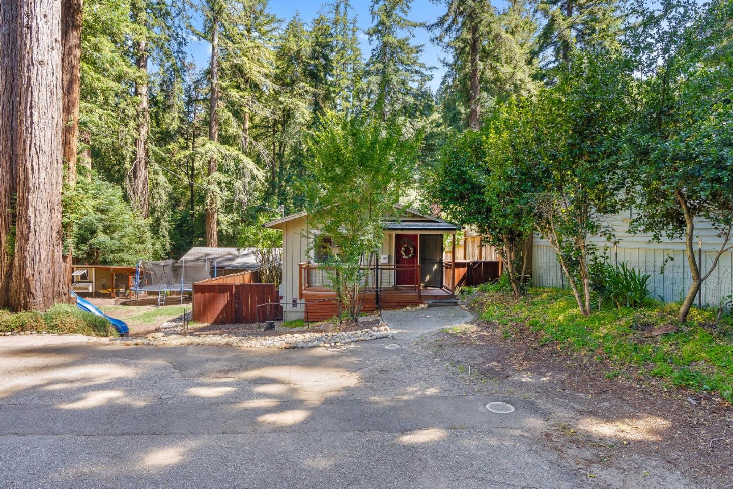 Detail Gallery Image 27 of 66 For 13896 Bear Creek Rd, Boulder Creek,  CA 95006 - 3 Beds | 2 Baths