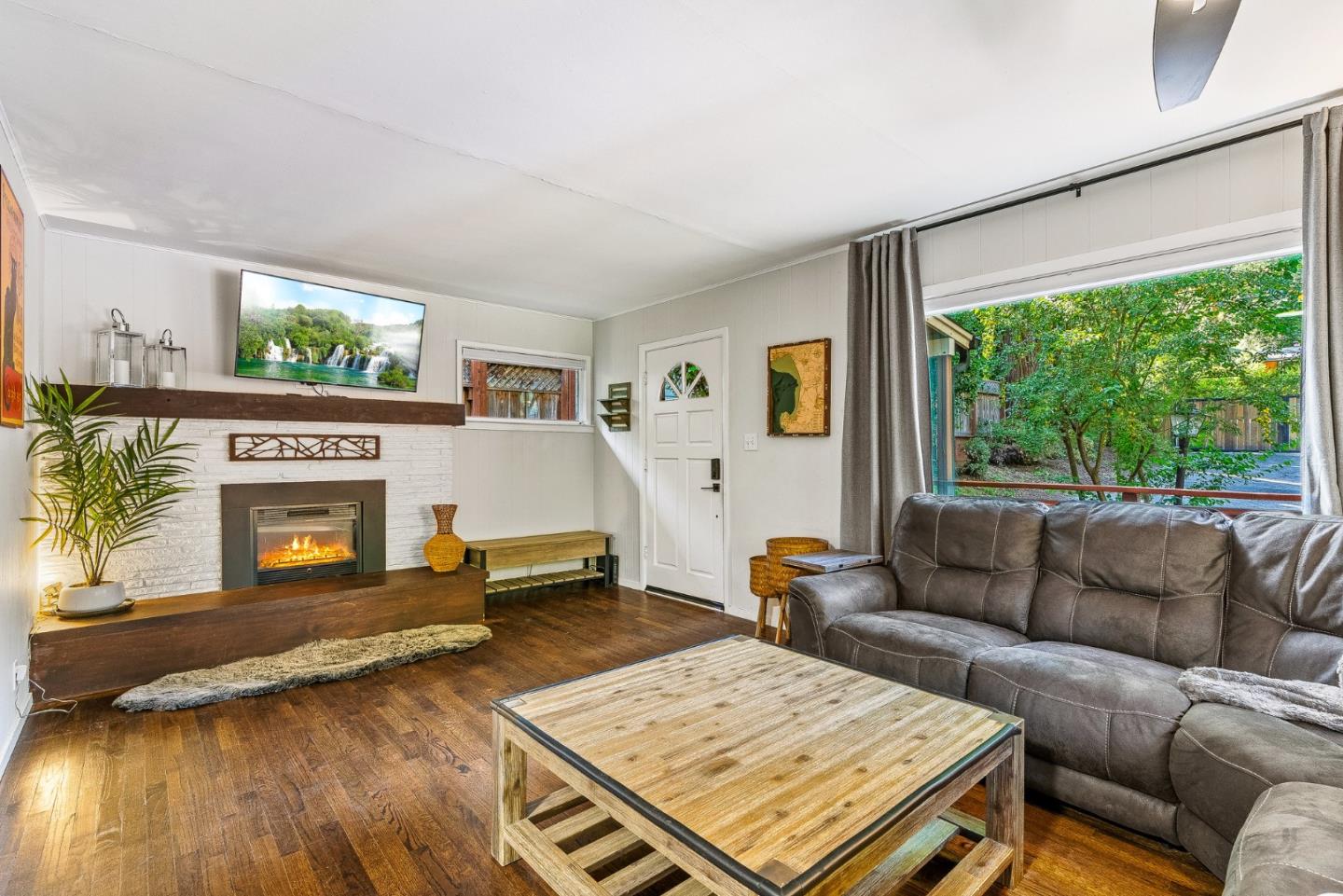 Detail Gallery Image 31 of 66 For 13896 Bear Creek Rd, Boulder Creek,  CA 95006 - 3 Beds | 2 Baths