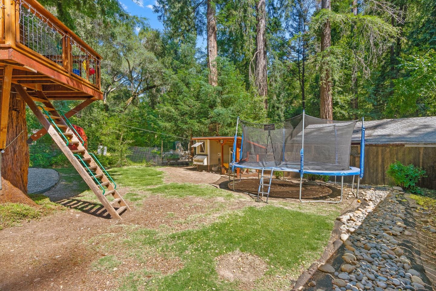 Detail Gallery Image 41 of 66 For 13896 Bear Creek Rd, Boulder Creek,  CA 95006 - 3 Beds | 2 Baths
